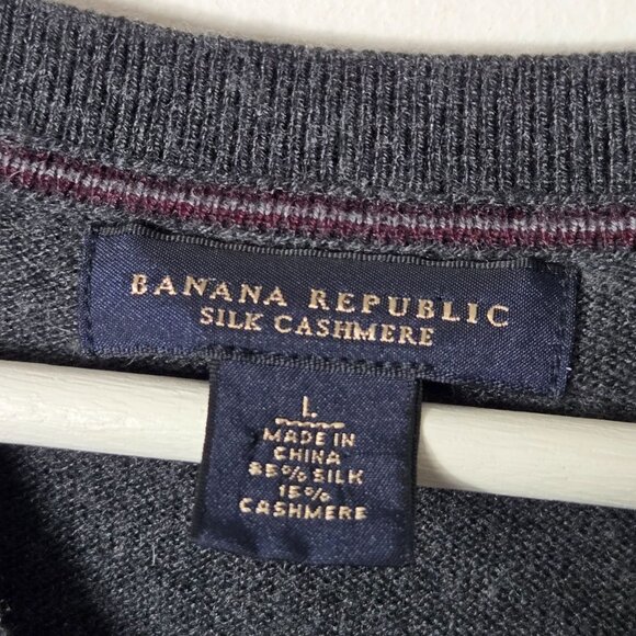 Banana Republic Size L Silk Cashmere Argyle Gray Sweater Vest Men's - Picture 3 of 9